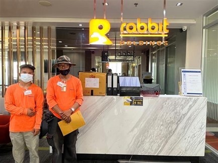 Rabbit Holdings donated preowned stationeries such as folders, file holders, and document trays to Wat Suan Kaew Foundation